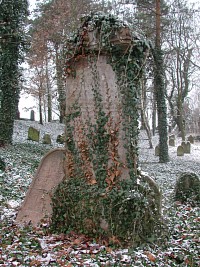 Pomník na židovském hřbitově